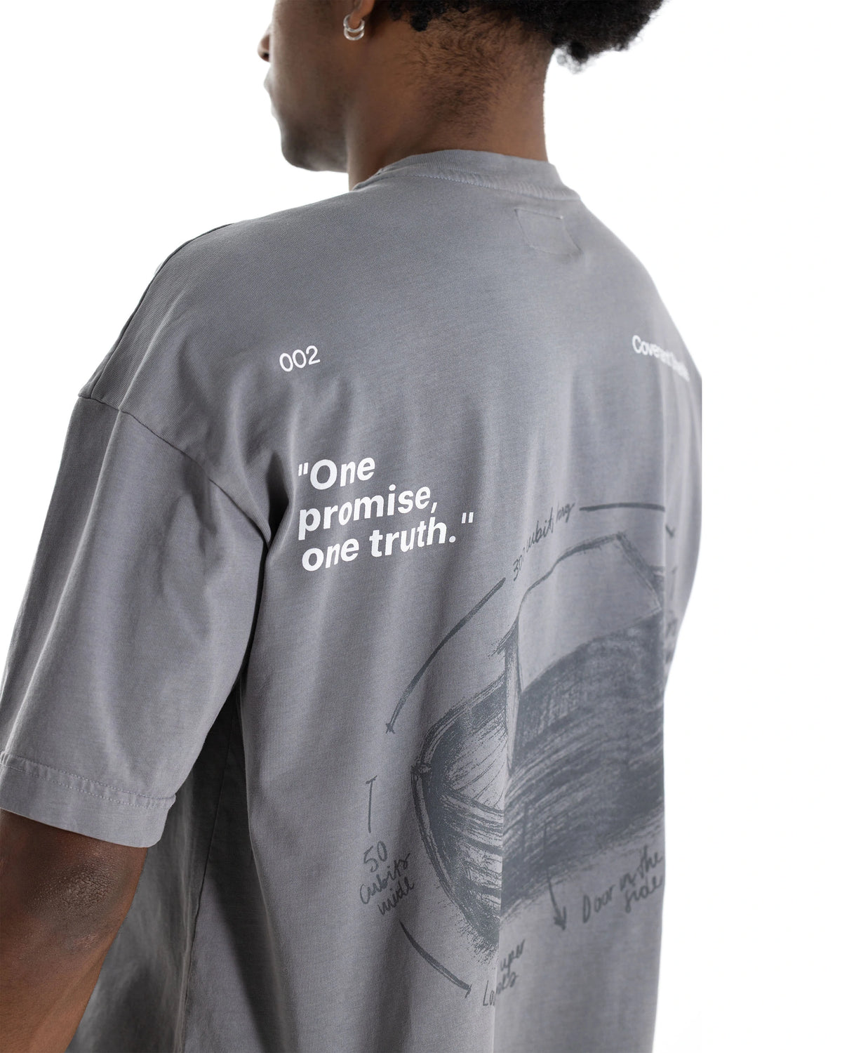 "THE SHELTER" Boxy Fit T-shirt
